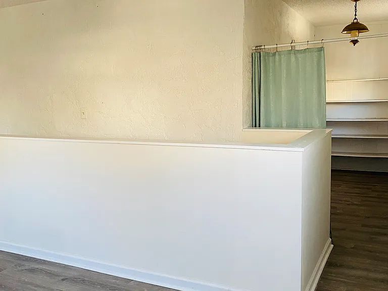 525 Harper Ave — Photo 12
