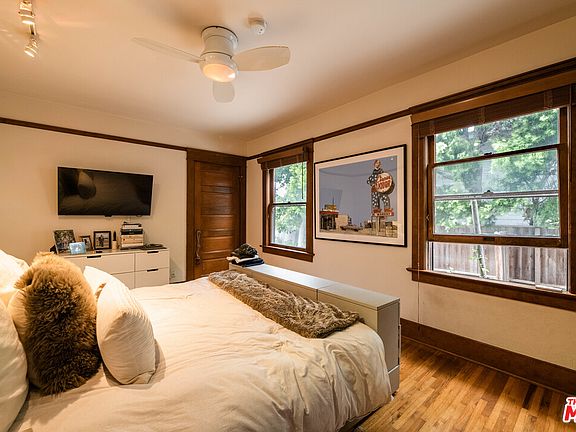 5th image of 437 Ashland Ave