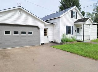 8 North St, Brasher Falls, NY 13613