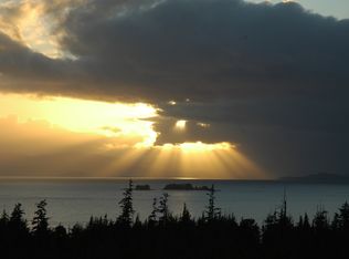 239 Cranberry Rd, Ketchikan, AK 99901
