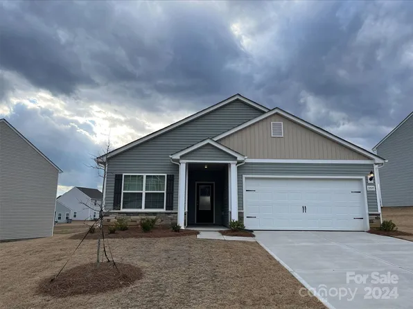 3544 Clover Valley Dr, Gastonia, NC 28052