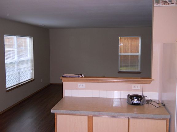 3rd image of 8502 171st Street Ct E