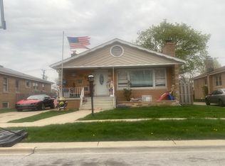 9410 S Ridgeway Ave, Evergreen Park, IL 60805