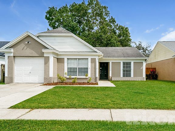 2nd image of 309 Regal Park Dr