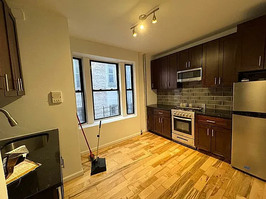 Rented by Heritage Realty LLC | media 2