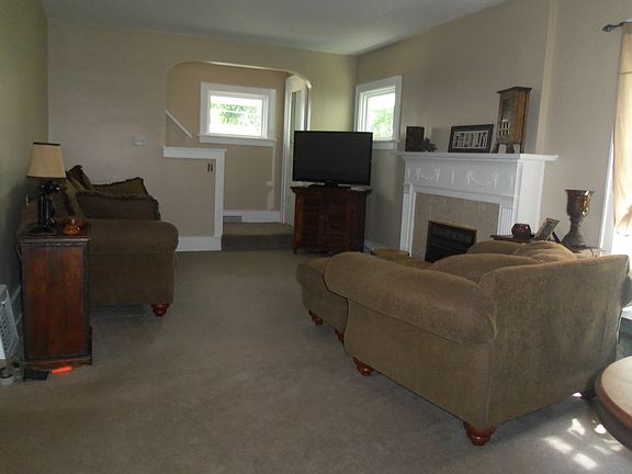 2nd image of 1743 24th St