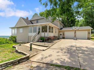 102 Sweeny Ave, Burlington, IA 52601
