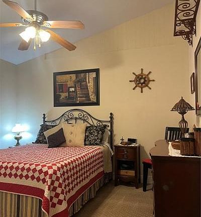 4th image of 1409 Orchid Dr