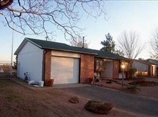 4526 Zirconia Dr NE, Rio Rancho, NM 87124