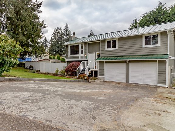 2nd image of 13414 109th Avenue Ct E