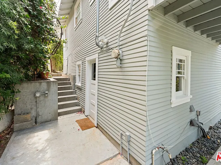 1843 Lucile Ave — Photo 30