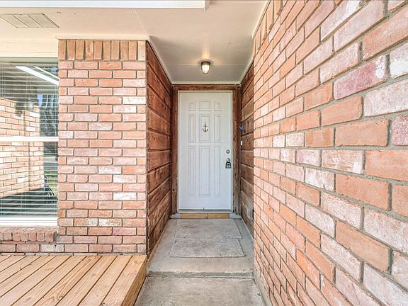 4th image of 7314 Ottawa Cir