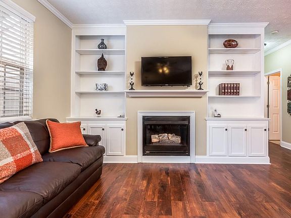 5th image of 1208 W Oaks Way
