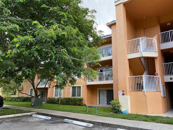 1st image of 6944 SW 39th St #B300