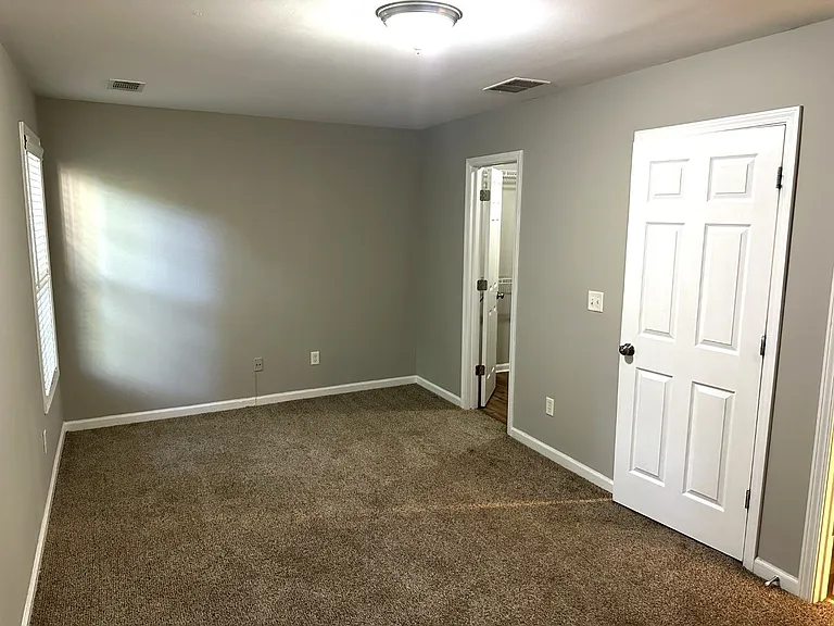 7040 Biltmore Trce — Photo 25