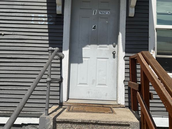 1528 W Gardner Ave