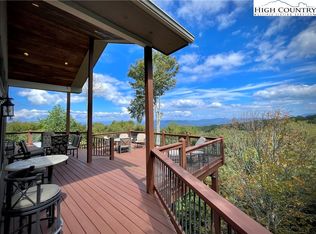 124 & 122 Hawthorn Rd, Banner Elk, NC 28604