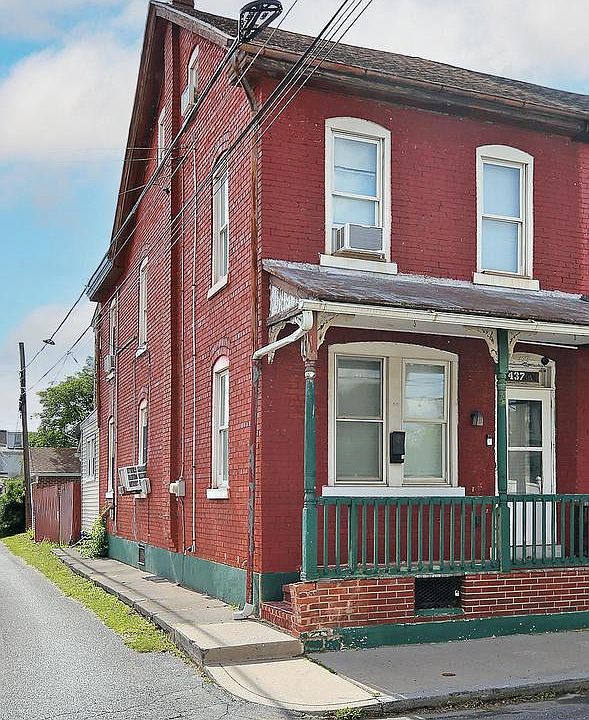 1st image of 437 N 3rd Ave