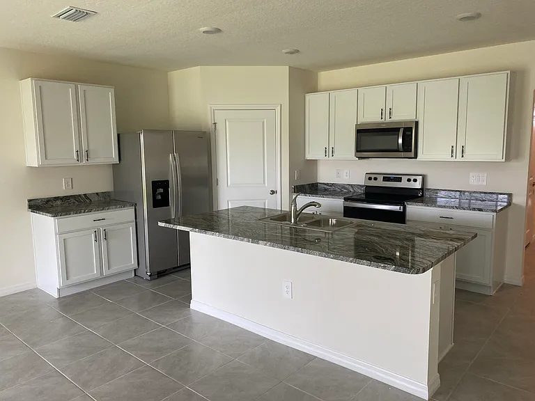 12668 Promenade Estates Blvd — Photo 2