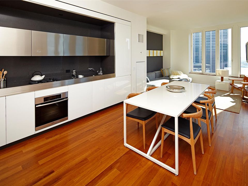 1st image of 15 William St APT 44I