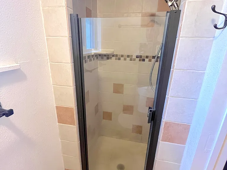 703 Manzanita Ave — Photo 15