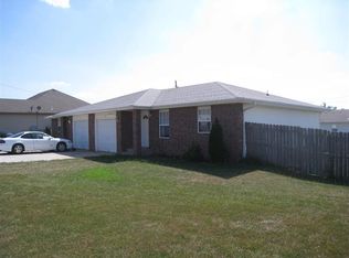 141 E Terrace Ct, Sparta, MO 65753