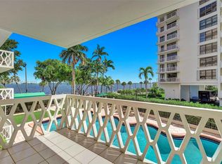 1430 Brickell Bay Dr APT 206, Miami, FL 33131