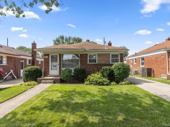 9876 Rosedale Blvd, Allen Park, MI 48101