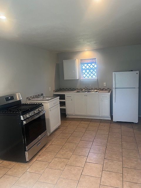 1st image of 5610 Hall Ave #B