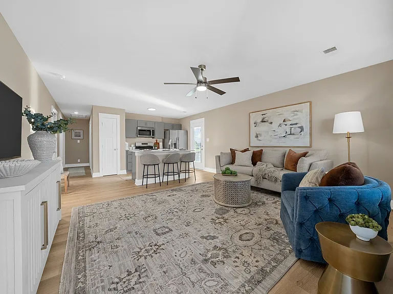 239 Primrose Way — Photo 3