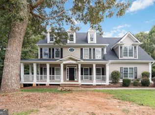 112 Creekside Way, Ball Ground, GA 30107