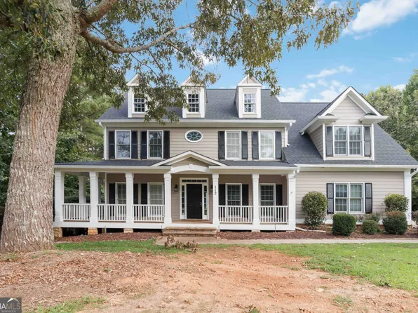 112 Creekside Way, Ball Ground, GA 30107