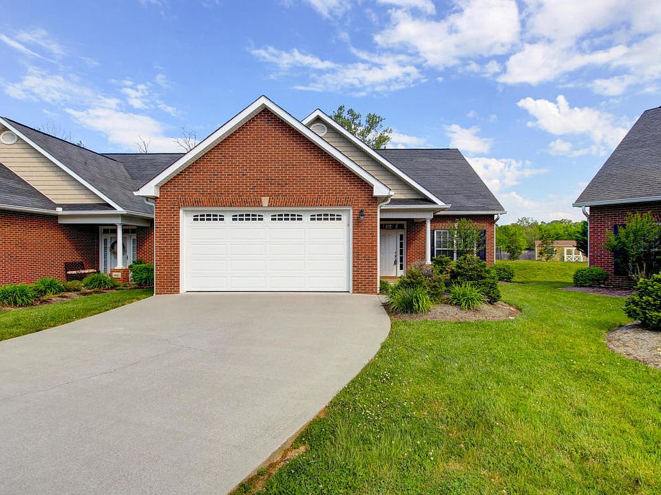 1st image of 1647 Wisteria View Way