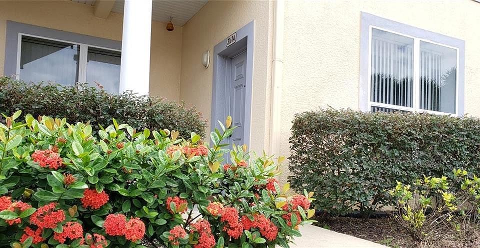 1st image of 3161 Sun Lake Ct APT A