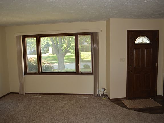 2nd image of 4416 Nicollet Way