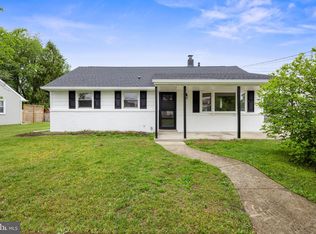 441 Windsor Dr, Bellmawr, NJ 08031