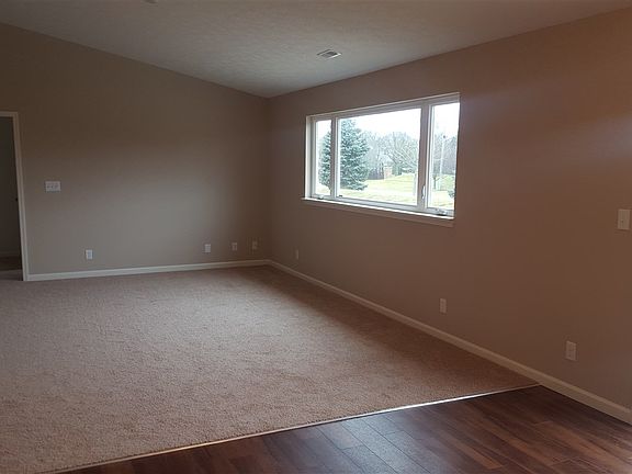 5th image of 284 Leatherwood Way