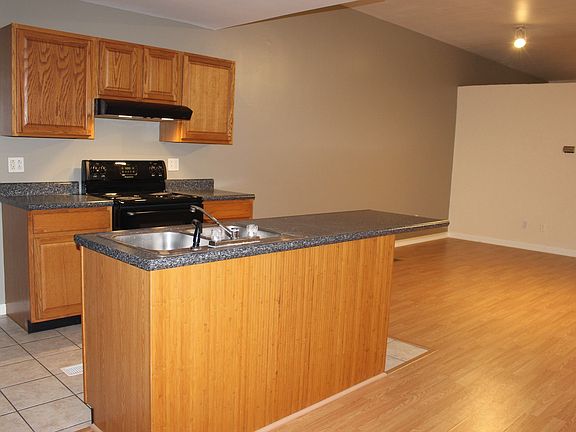 2nd image of 500 W North Ave #3