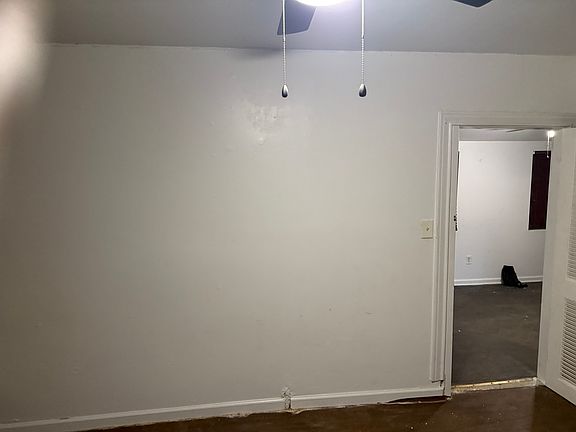 3rd image of 1503 Thorain Blvd #2