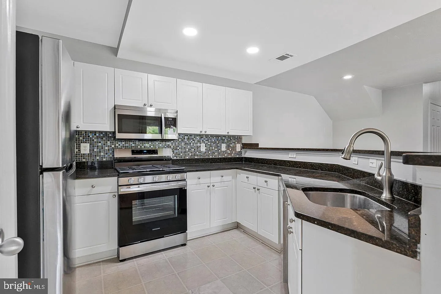 Fairfax Ridge Condo — Photo 4