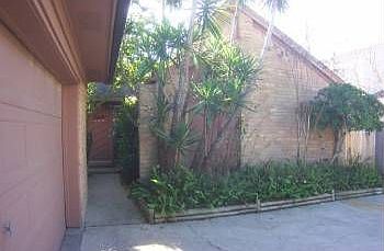 1st image of 15 Quintana Dr
