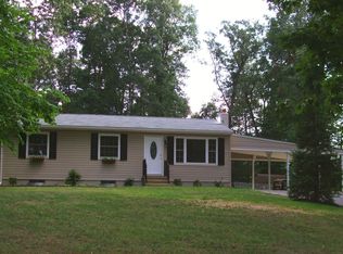 5 Barnhart Rd, Westminster, MD 21158