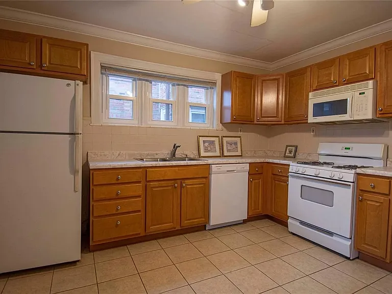 7211 Amherst Ave #1 — Photo 16