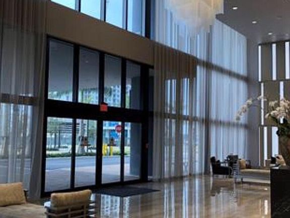 4th image of 5300 Paseo Dr #809