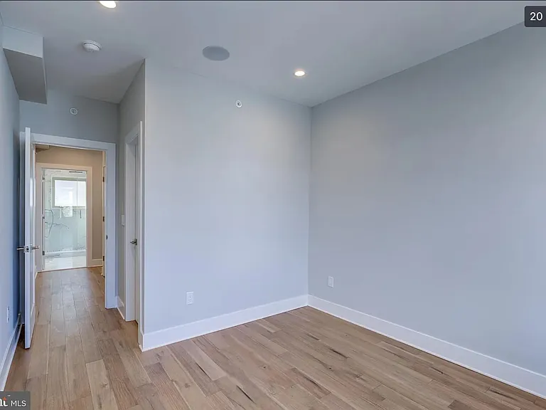 2222 E Albert St — Photo 12