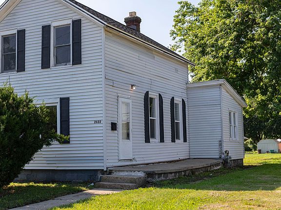 2nd image of 2622 Dunham St