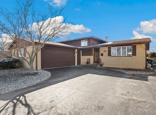 2951 193rd St, Lansing, IL 60438