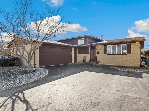 2951 193rd St, Lansing, IL 60438