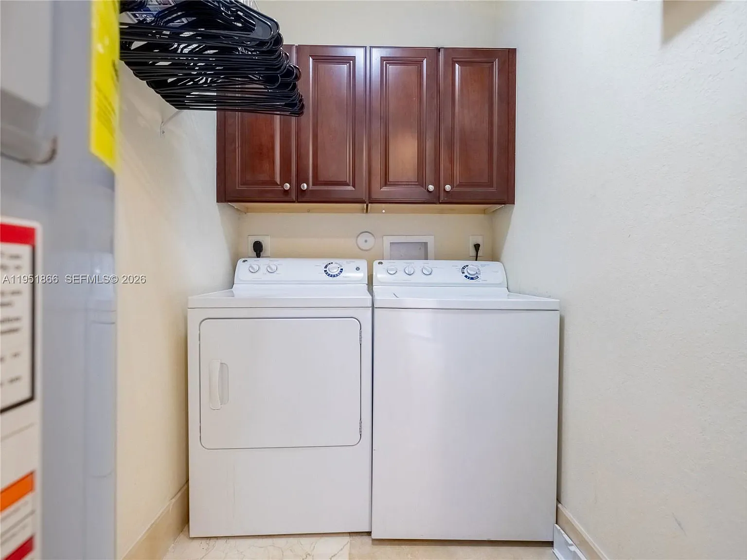 4 bed, 5.0 bath, 3495 sqft, $7,500 — Photo 4