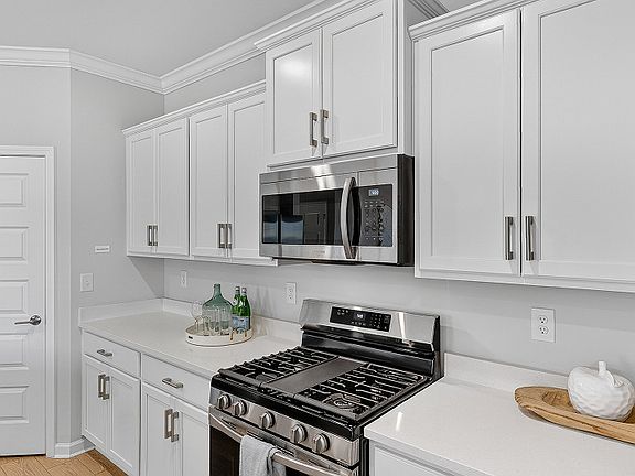 6th image of this home